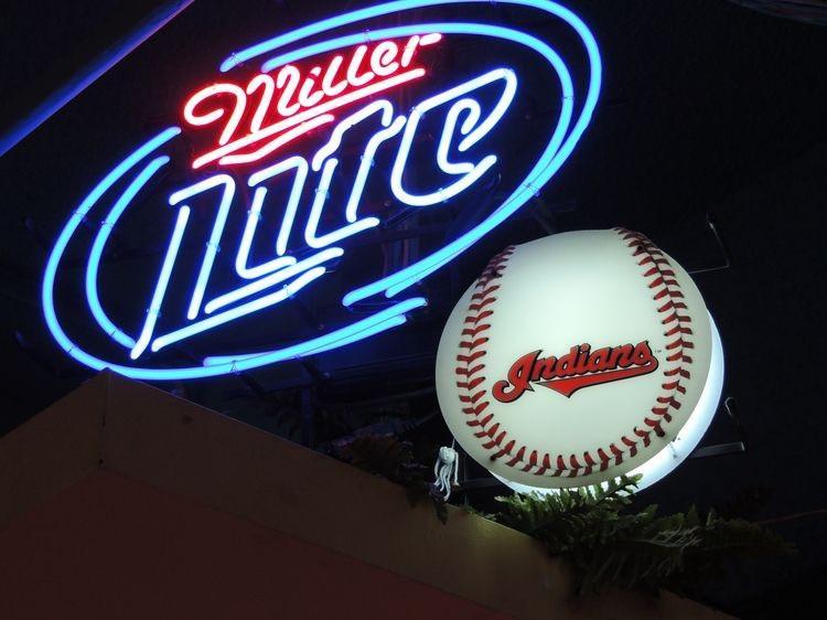 Custom Miller Lite Baseball Indians Neon Sign MLB Teams Neon Light Real Neon Light Z1304