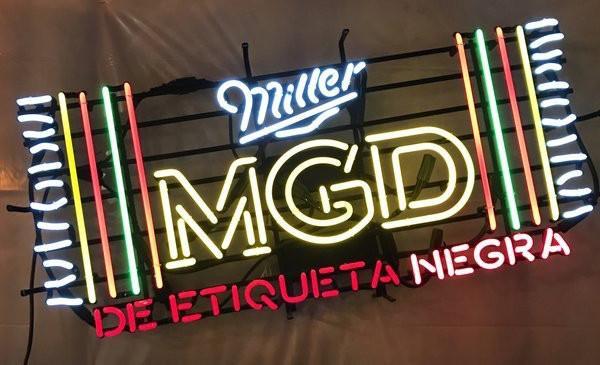 Custom Miller MGD De Etiqueta Negra Neon Sign Real Neon Light