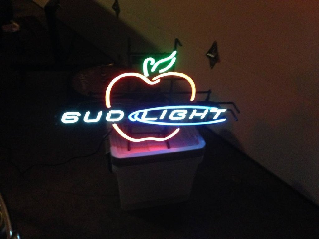 Custom Bud Light Apple Neon Sign Tube Neon Light